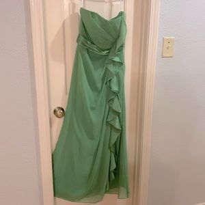 Green strapless dress bridesmaid
